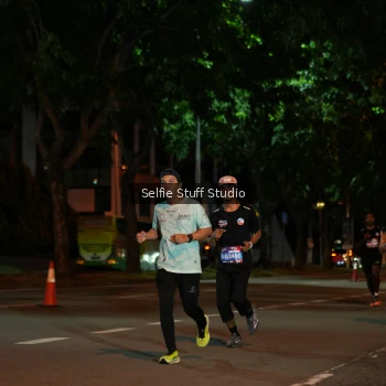 Runner Photo 3571752