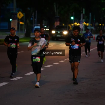 Runner Photo 3571780