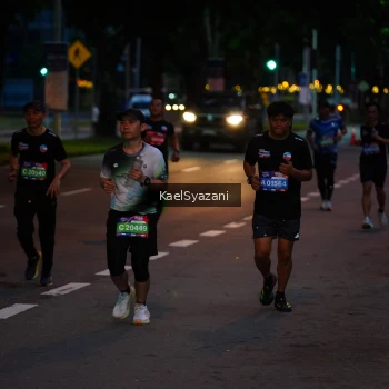 Runner Photo 3571905