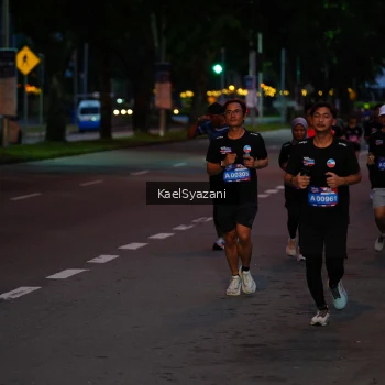 Runner Photo 3572100