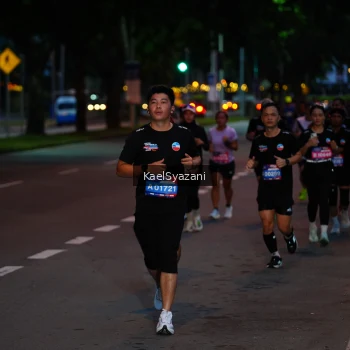 Runner Photo 3572165