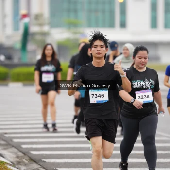 Runner Photo 3572245