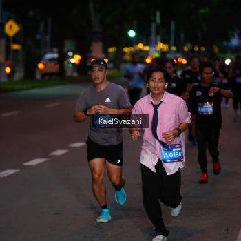 Runner Photo 3572276