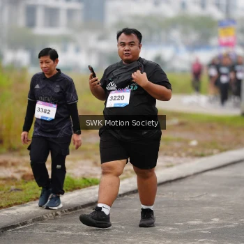 Runner Photo 3572366
