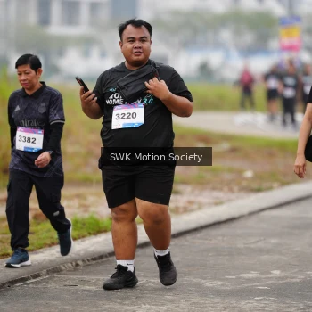 Runner Photo 3572369