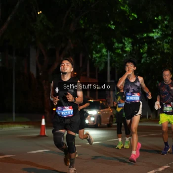 Runner Photo 3572401