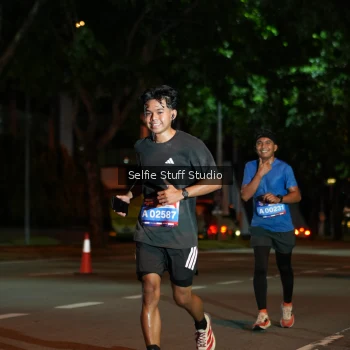 Runner Photo 3572499