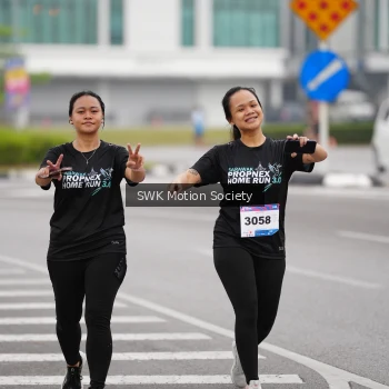 Runner Photo 3572509