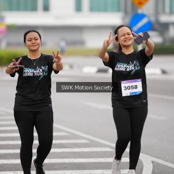 Runner Photo 3572533