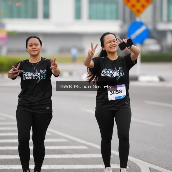 Runner Photo 3572546