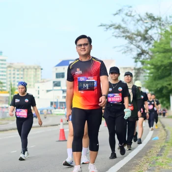 Runner Photo 3572597