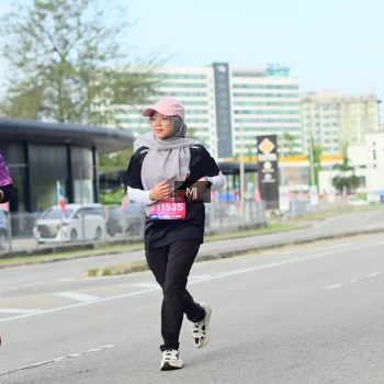 Runner Photo 3572630