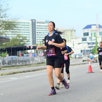 Runner Photo 3572669