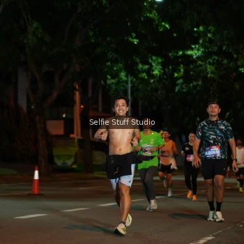 Runner Photo 3573365