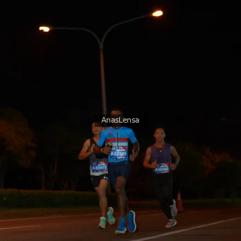 Runner Photo 3574049