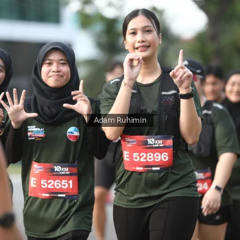 Runner Photo 3574106