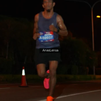 Runner Photo 3574133