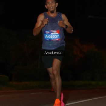 Runner Photo 3574190