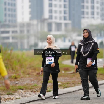 Runner Photo 3574196