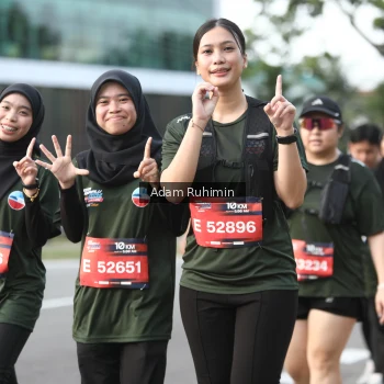 Runner Photo 3574331