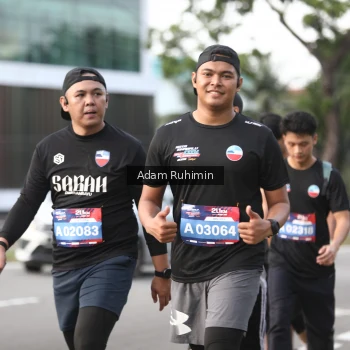 Runner Photo 3574349