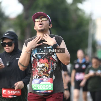 Runner Photo 3574393