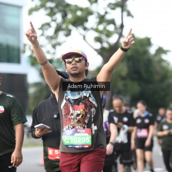 Runner Photo 3574399