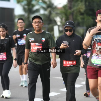 Runner Photo 3574400