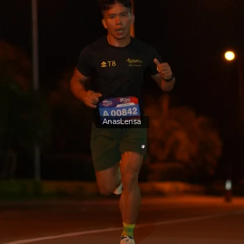 Runner Photo 3574402