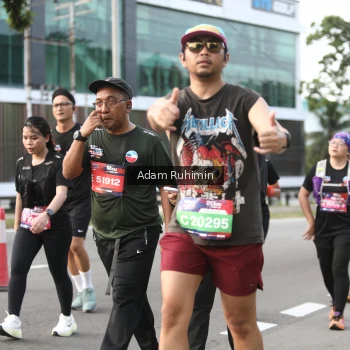 Runner Photo 3574413