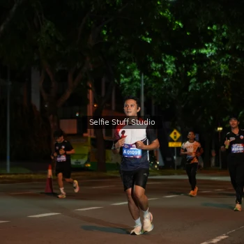 Runner Photo 3574417