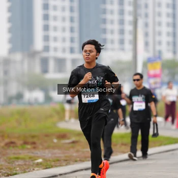 Runner Photo 3574473