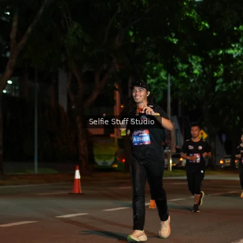 Runner Photo 3574586