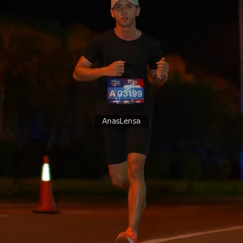 Runner Photo 3574650