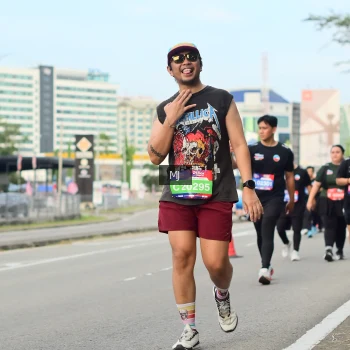 Runner Photo 3574703