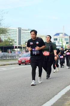 Runner Photo 3574729