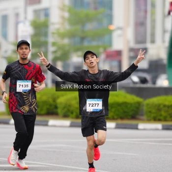 Runner Photo 3574732
