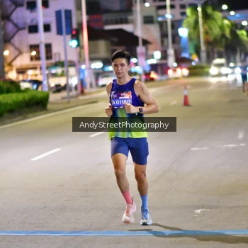 Runner Photo 3574764