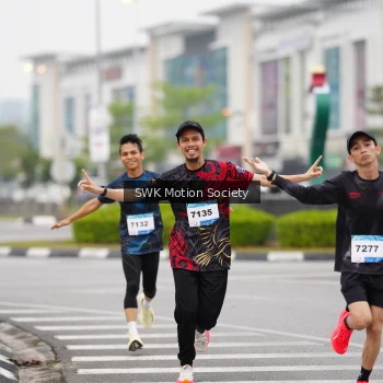 Runner Photo 3574813
