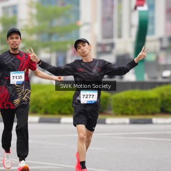 Runner Photo 3574824