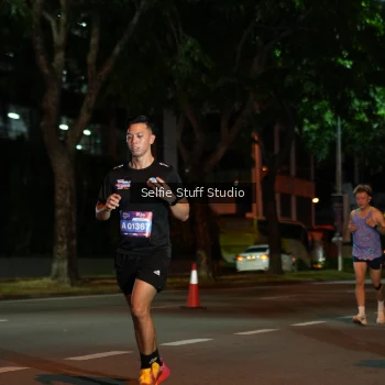 Runner Photo 3574925