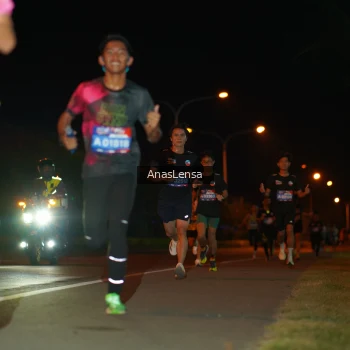 Runner Photo 3574938