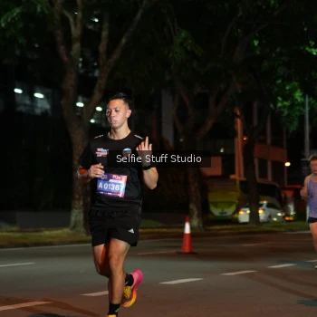 Runner Photo 3574999