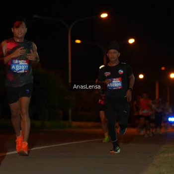 Runner Photo 3575153