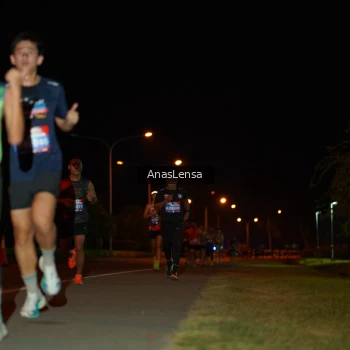 Runner Photo 3575161