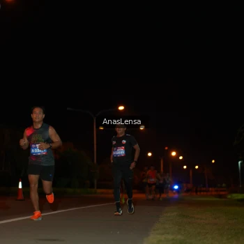 Runner Photo 3575166