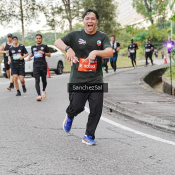 Runner Photo 3575276