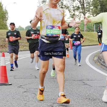 Runner Photo 3575345