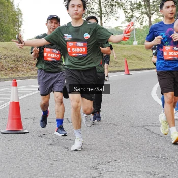 Runner Photo 3575353
