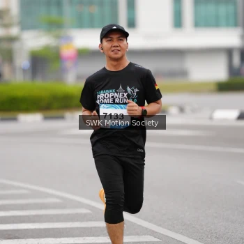 Runner Photo 3575373